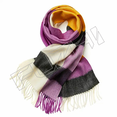 2023 New Designer Warm Soft Pashmina Neck Scarves Shawl Blanket Ladies Plaid Tassel Cashmere Winter Scarf for Women