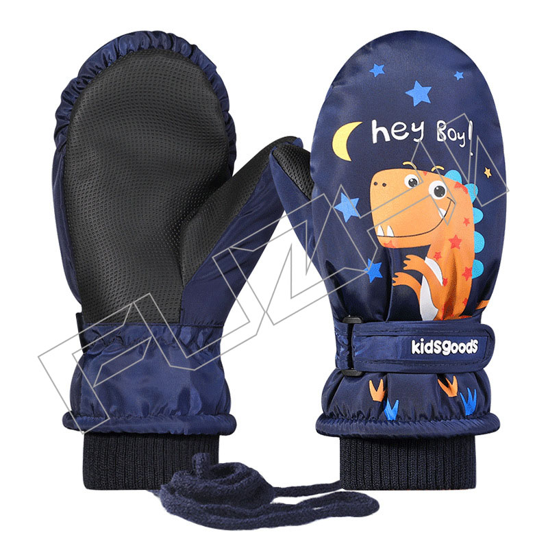 Kid ski mittens