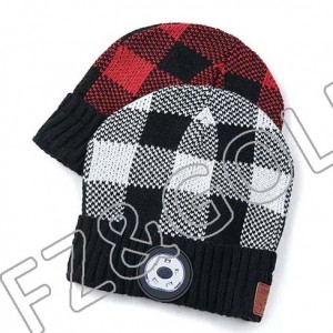 Discount Knitted Beanie Suppliers – 
 New arrival hot sale smart wireless musical knit bluetooth beanie hat with light and headphones  – FUZHI